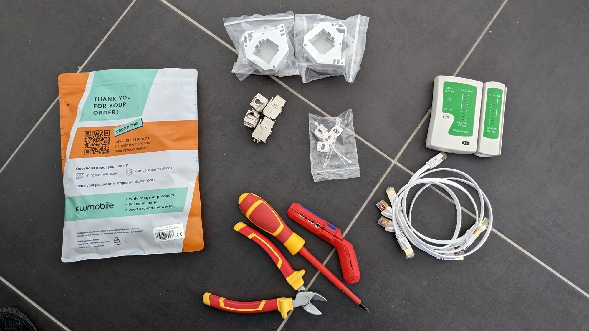 Raccordement des prises RJ45 à la box internet